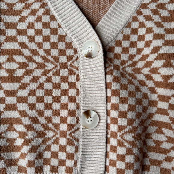 Checkered Knit Women's Sweater - Picture 3 of 4